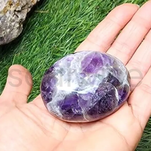 Soulwise_Chevron_Amethyst_Healing_Crystal_Palm_Stone_Natural_Tumbled_Stone_For_Meditation_Reiki_Anxiety_Relief_Chakra_Balancing