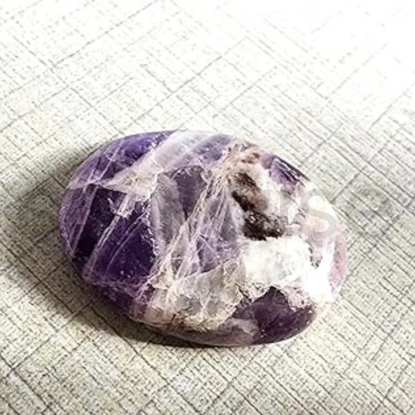 Soulwise_Amethyst_Thumb_Stone_Polished_Worry_Stone_For_Anxiety_Relief_Meditation_Reiki_Pocket_Crystal_Healing