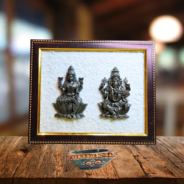 Diwali_Special_Combo_Maa_Laxmi_Lord_Ganesh_Crystal_Frame_With_Pyrite_Selenite_Crystal_Diya_Set_Spiritual_Vastu_Gift_For_Home_Office_Decor