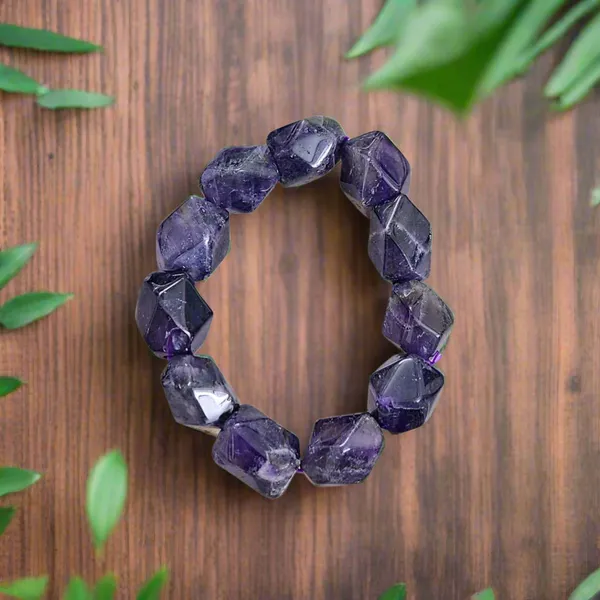 Amethyst_Cut_Stone_Tumble_Bracelet_For_Good_Relationship_Happiness_Peace_Business_Success