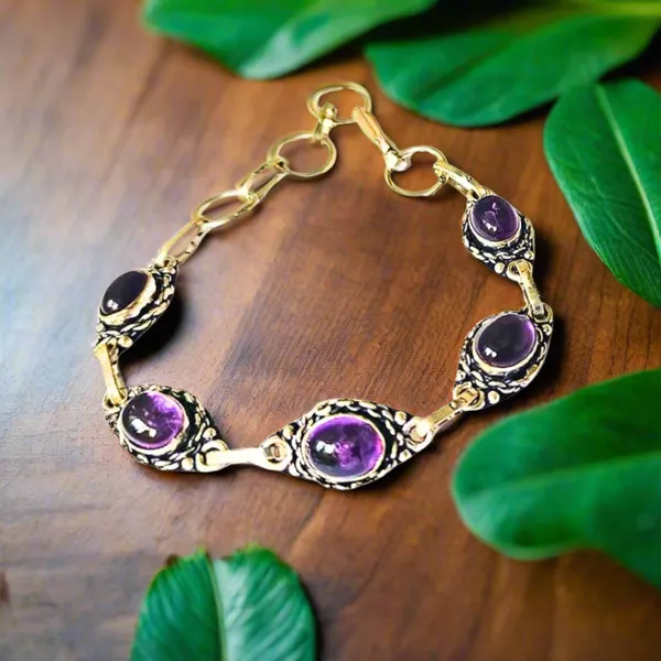 Amethyst_Crystal_Embedded_Healing_Bracelet_Natural_Gemstone_Energy_Bracelet_For_Meditation_Stress_Relief_Chakra_Balancing