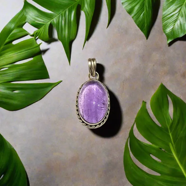 Natural_Amethyst_Crystal_Pendant_For_Men_Women_Healing_Stone_Necklace_For_Protection_Calm_Positive_Energy