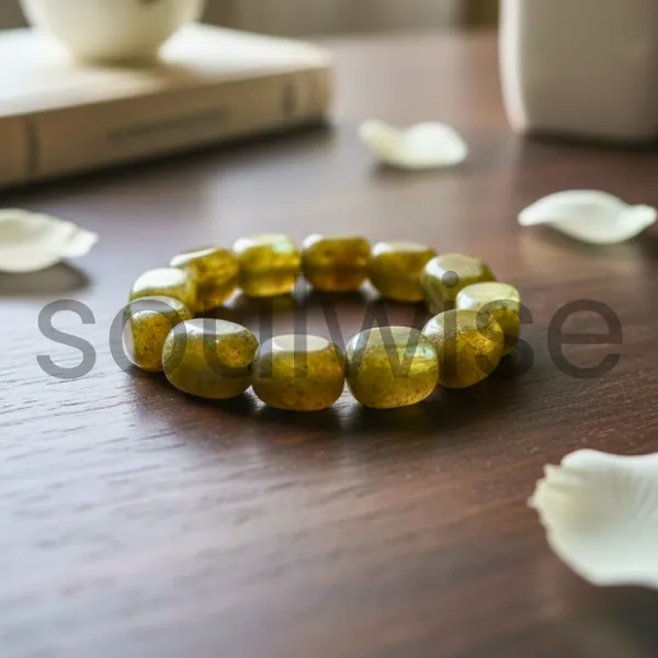 Labradorite_Tumbles_Bracelet_Natural_Healing_Crystal_Bracelet_For_Intuition_Protection_Energy_Balance