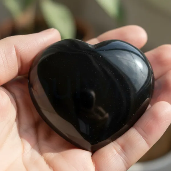 Black_Obsidian_Healing_Crystal_Heart_Shape_Decor_For_Protection_Emotional_Healing_Purification_And_Spiritual_Growth_Valentine_Gift_Housewarming_Black_Obsidian