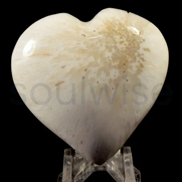 Scolecite_Heart_Stone_Polished_Natural_Crystal_For_Calm_Meditation_Mindfulness_Spiritual_Home_D_Cor_Gift