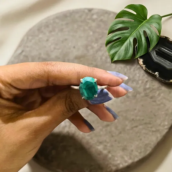 Natural_Malachite_Gemstone_Ring_Healing_Transformation_Balance_Positivity