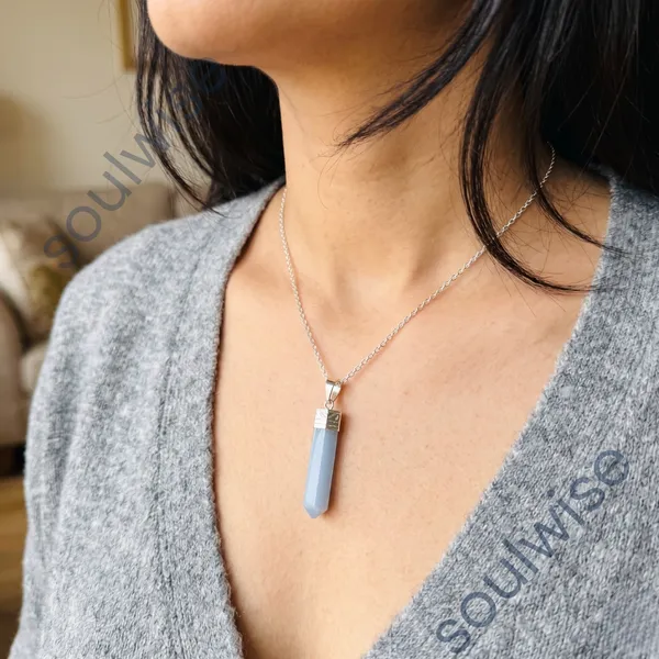 Angelite_Pencil_Pendant_Natural_Healing_Crystal_Necklace_For_Peace_Spiritual_Awareness_Divine_Connection