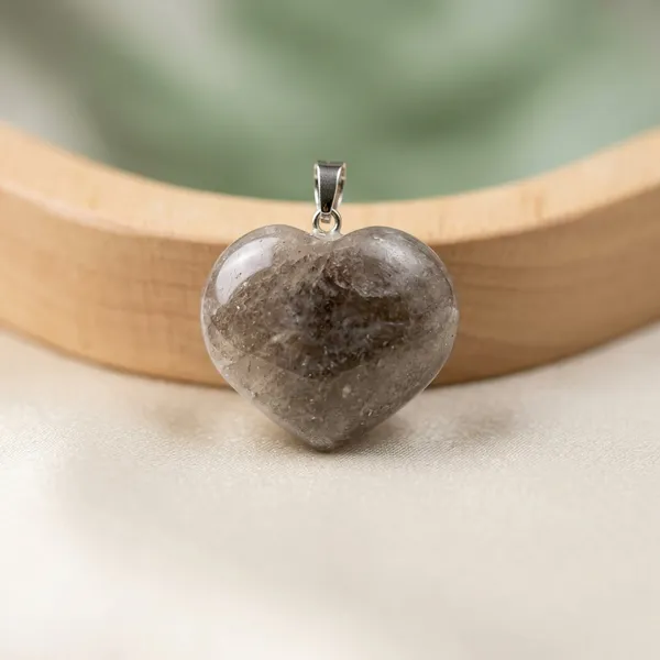 Natural_Crystal_Heart_Pendants_Healing_Gemstone_Heart_Necklaces_For_Love_Emotional_Balance_Positive_Energy_Smoky