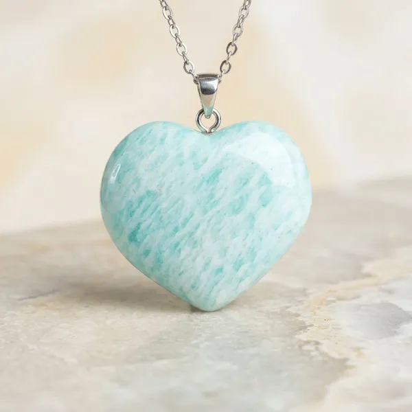 Natural_Crystal_Heart_Pendants_Healing_Gemstone_Heart_Necklaces_For_Love_Emotional_Balance_Positive_Energy_Amazonite