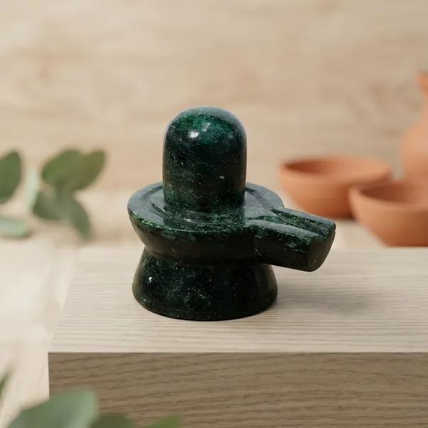 Healing_Crystal_Shivling_Green_Aventurine