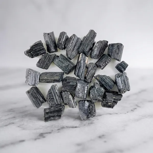 Black_Tourmaline_Raw_Natural_Stone_Unpolished_Protection_Crystal_For_Grounding_Energy_Shield_Negativity_Protection_50G_150G_300G