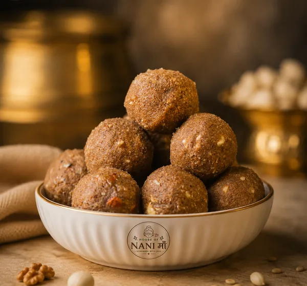 Gond_Laddu_By_House_Of_Nani_Maa