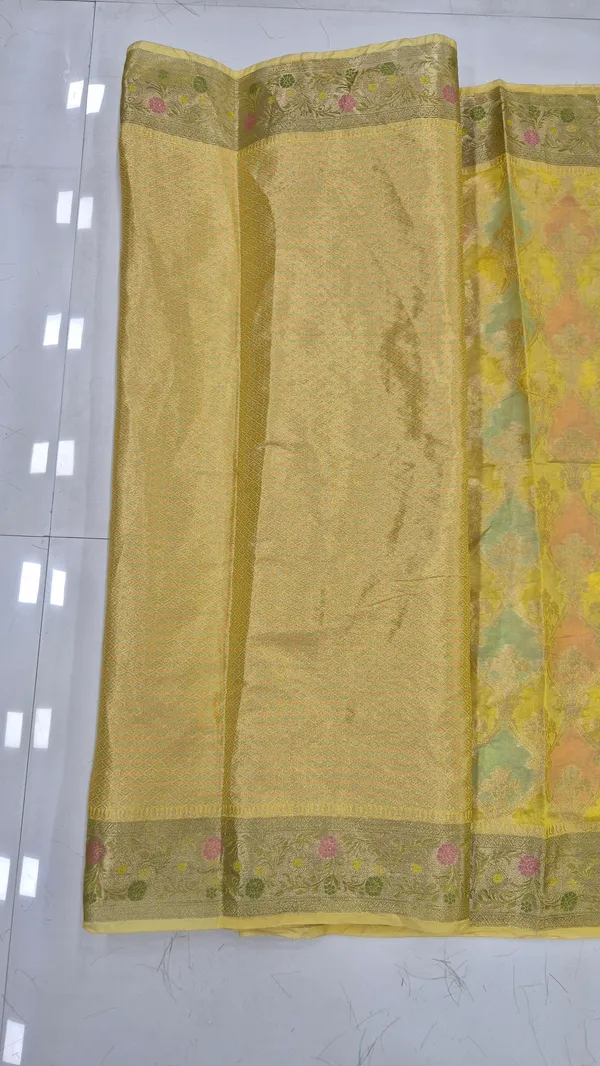 Golden_Yellow_Cotton_Weave_Saree_For_Women
