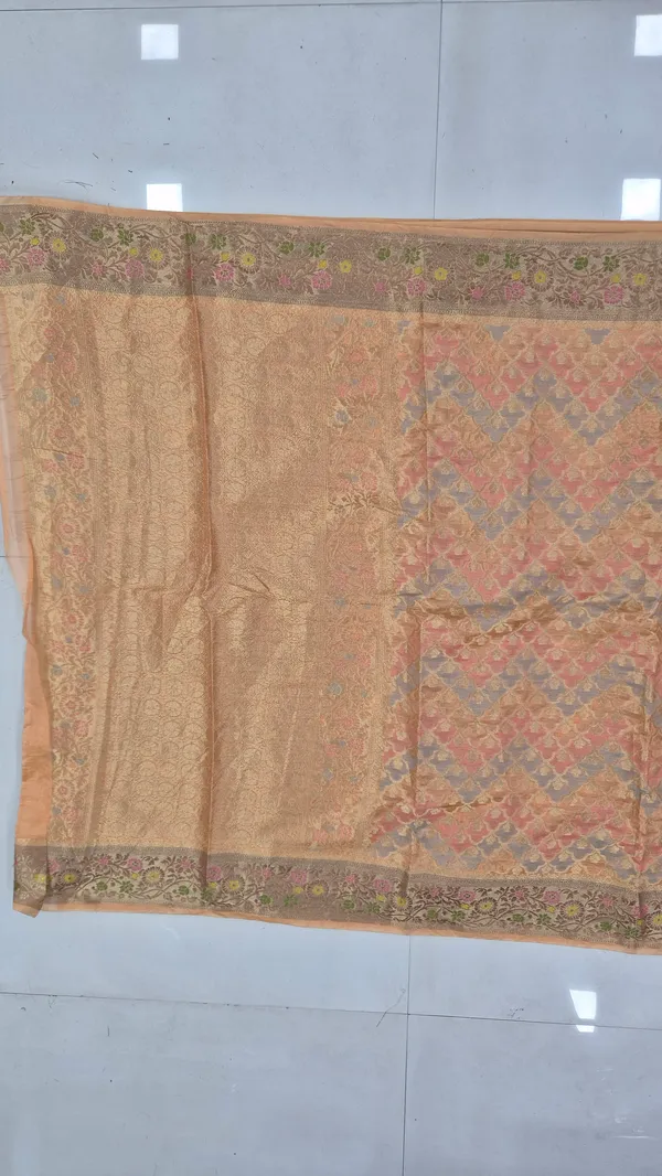 Light_Peach_Cotton_Weave_Saree_For_Women
