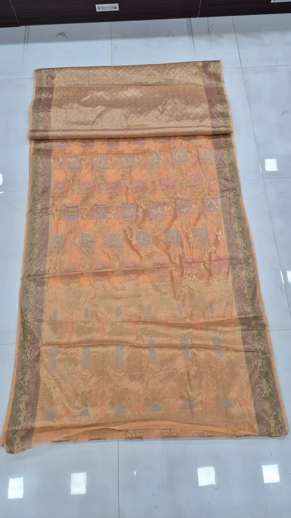 Light_Peach_Cotton_Weave_Saree_For_Women