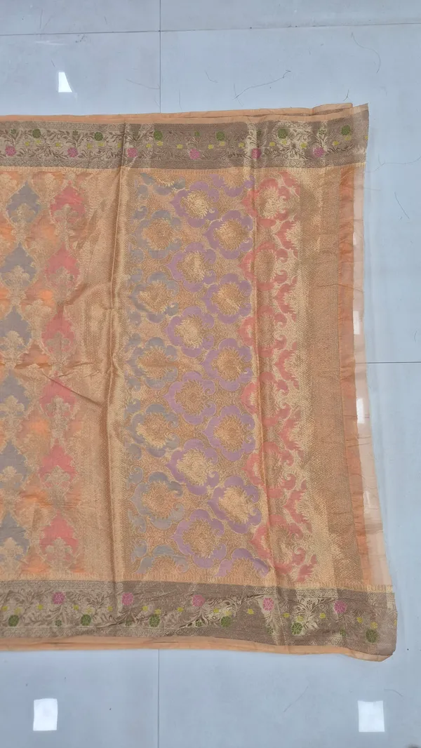 Light_Peach_Cotton_Weave_Saree_For_Women