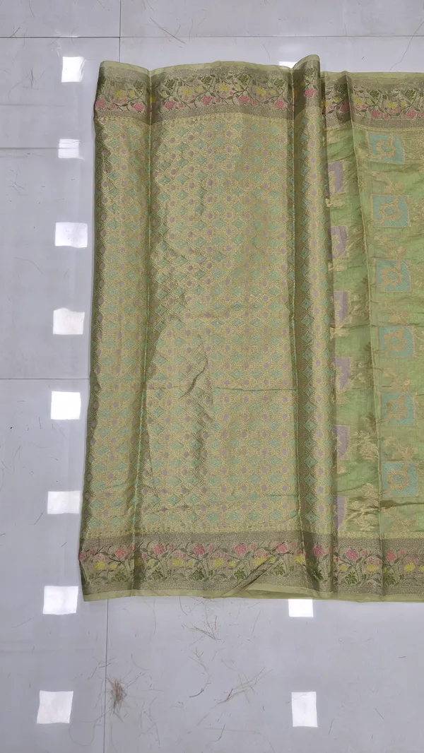 Pista_Green_Cotton_Weave_Saree_For_Women