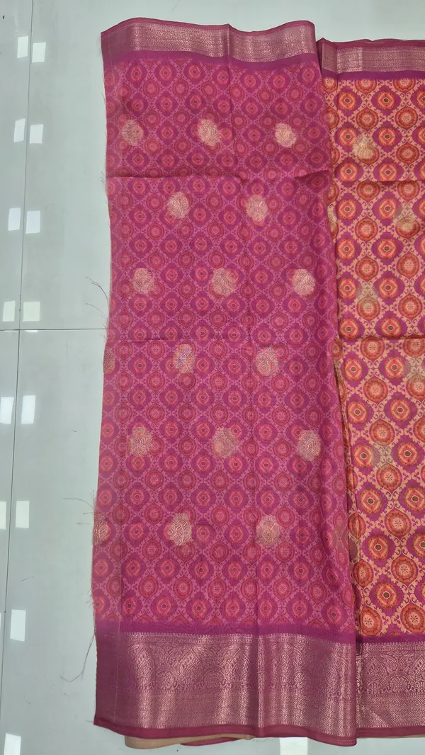 Plum_Purple_Cotton_Weave_Saree_For_Women