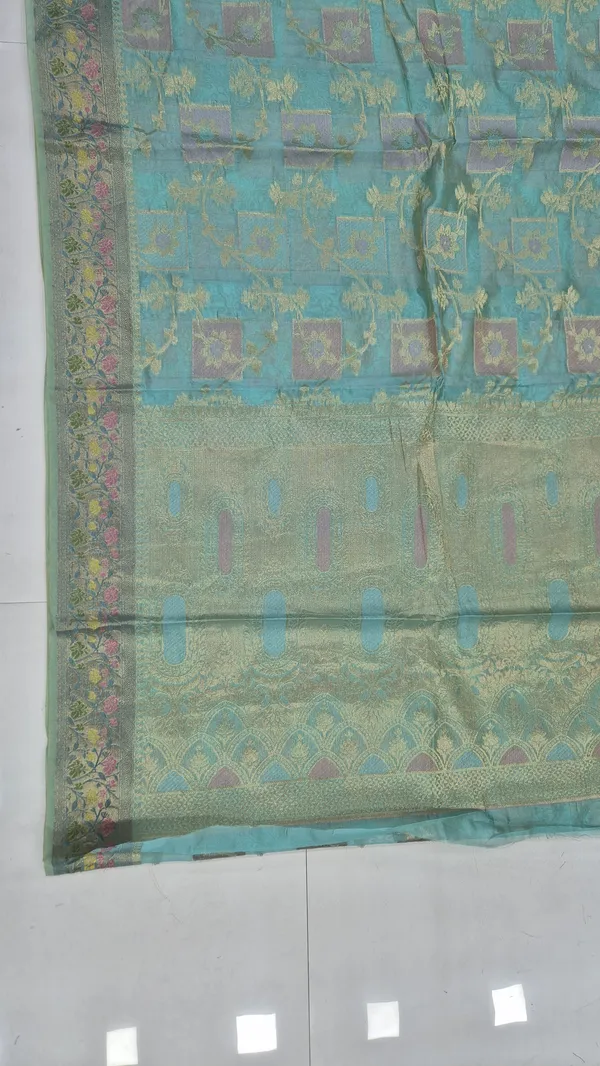 Sage_Green_Cotton_Weave_Saree_For_Women