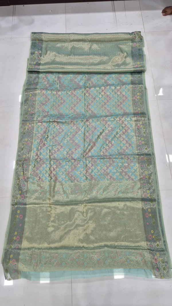 Sage_Green_Cotton_Weave_Saree_For_Women