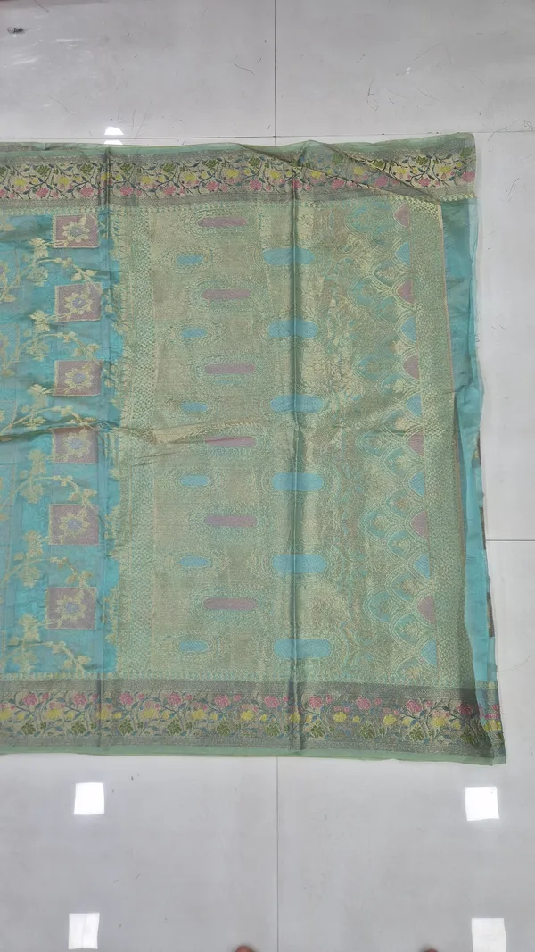 Sage_Green_Cotton_Weave_Saree_For_Women
