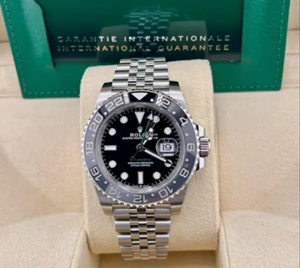 Role_x_Gmt_Master_Black_Watch