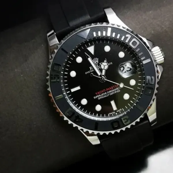Role_x_Yach_Master_Silver_Watch