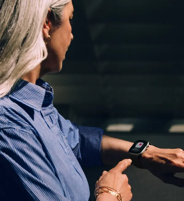 luxora_creative_premium_iwatch_