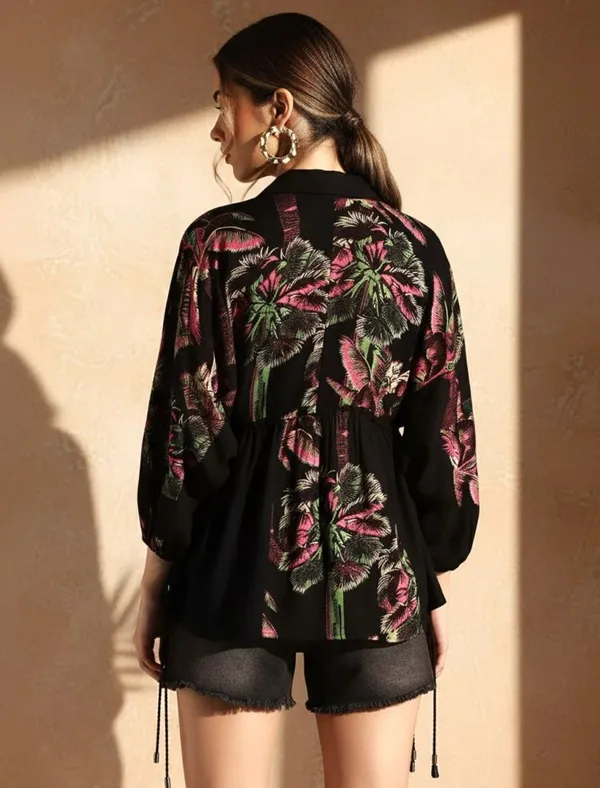 Black_black_embroidery_woman_top
