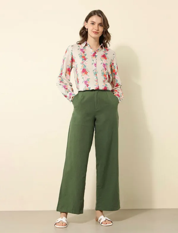 Off-white_printed_short_women’s