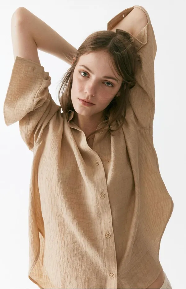 Off-white,_fancy__Premium_quality_women’s_shirt