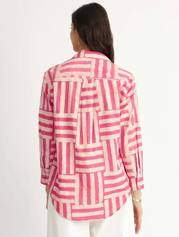 Pink_pink_printed_women’s_shirt