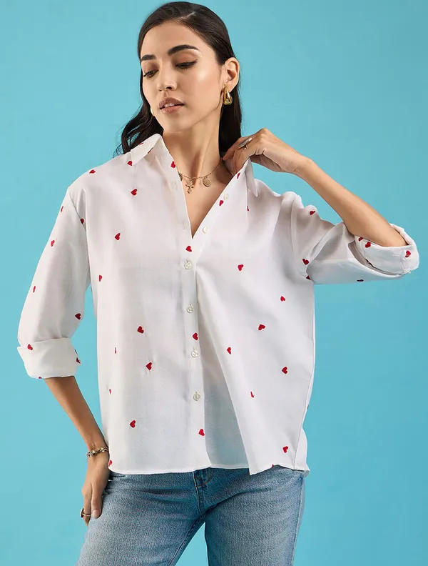 White_small_Red_Heart_Wome's_shirt