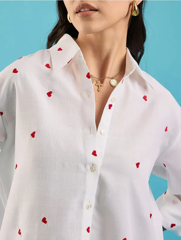 White_small_Red_Heart_Wome's_shirt