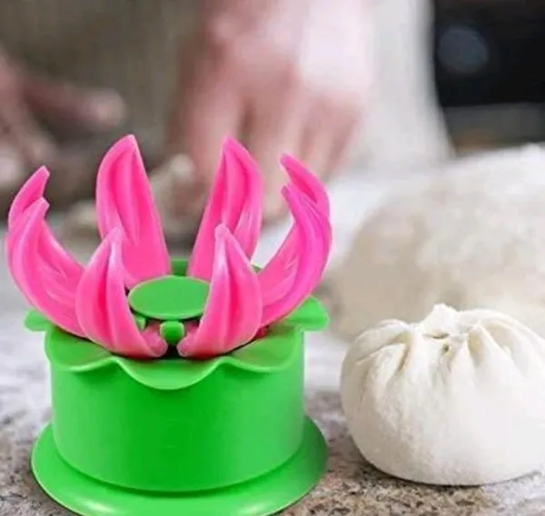 Plastic_Dumpling_Maker_Mold_For_Momos_Modak_Gujiya