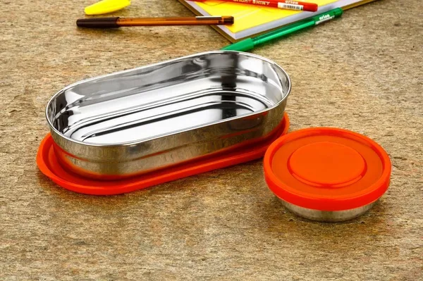 Red_Stainless_Steel_Airtight_Lunch_Box_Combo_650Ml_200Ml_Leak-Proof