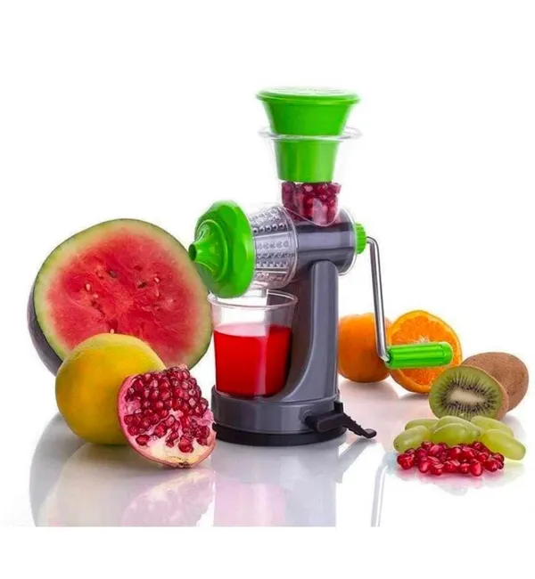Green_Plastic_Manual_Hand_Juicer_For_Fruits_And_Vegetables