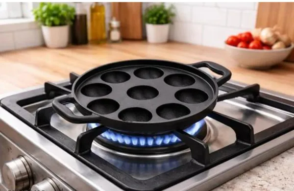 Cast_Iron_9-Cavity_Appam_Paniyaram_Pan
