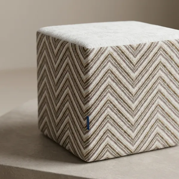 Zigzag_Printed_Square_Pouf_For_Home_Decor