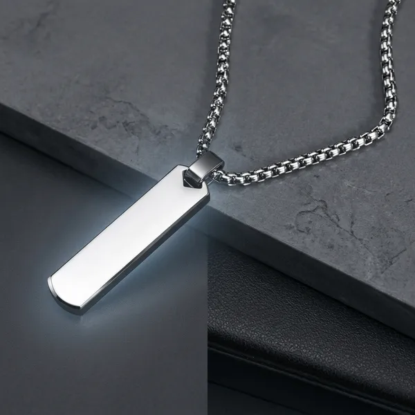 Silver_Metal_Necklace_For_Men