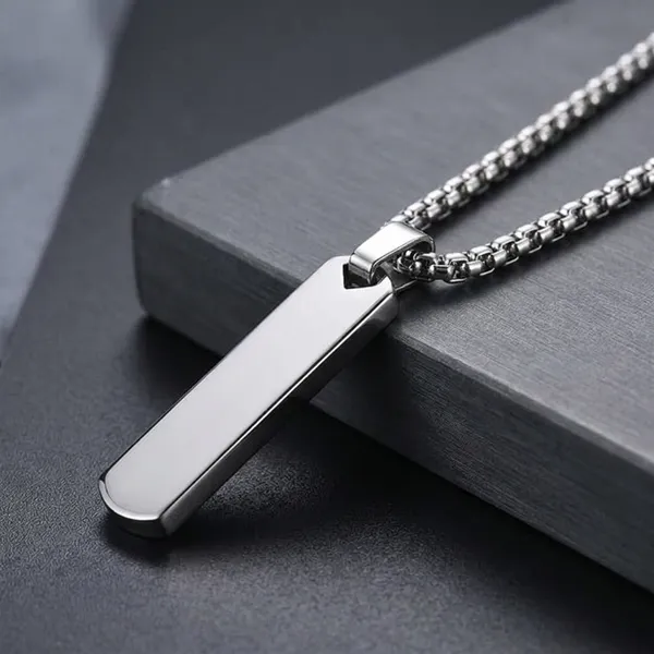 Silver_Metal_Necklace_For_Men