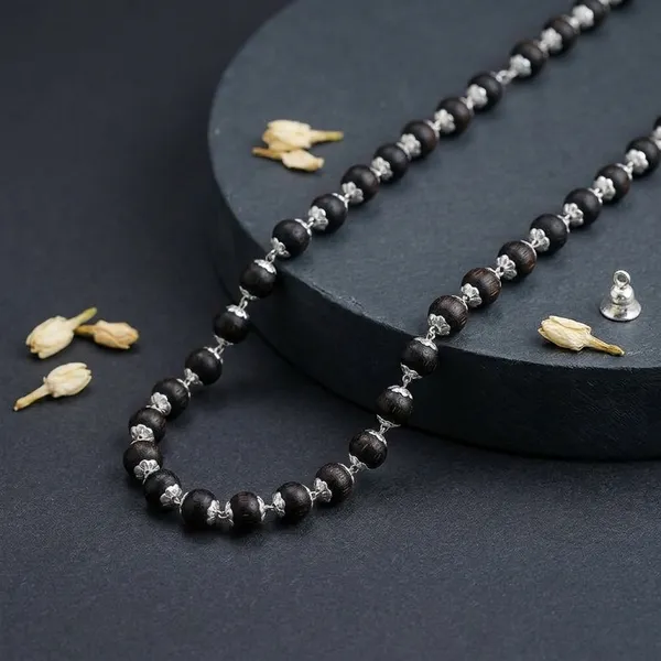 Black_Karungali_Wood_Necklace_For_Men_And_Women