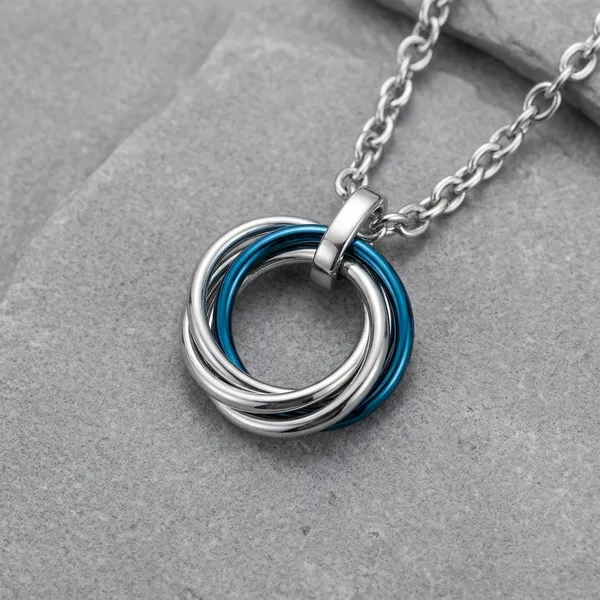Silver_Metal_Necklace_For_Men