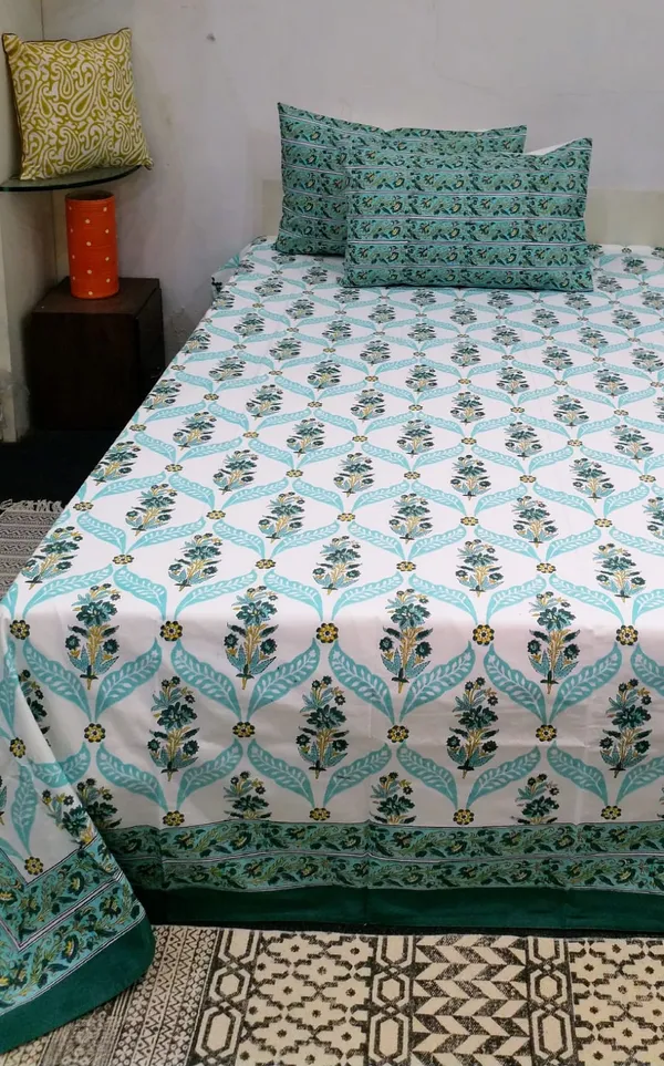 White_And_Turquoise_400_Tc_Premium_Percale_Cotton_Double_Bedsheet_And_2_Pillow_Covers_For_Bedroom