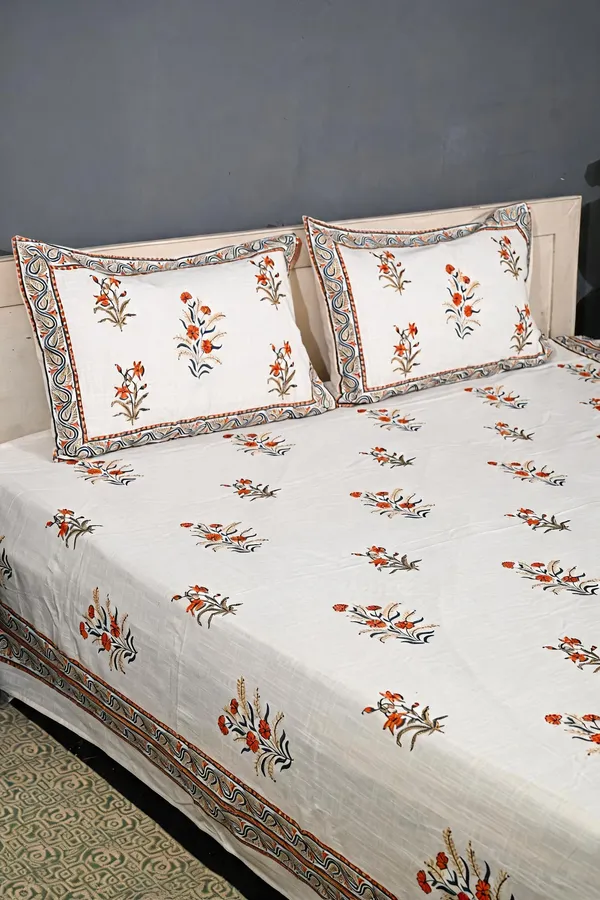 Multicolor_Handloom_Textured_Cotton_Double_Bedsheet_With_Pillow_Covers_For_Bedroom__TC_400