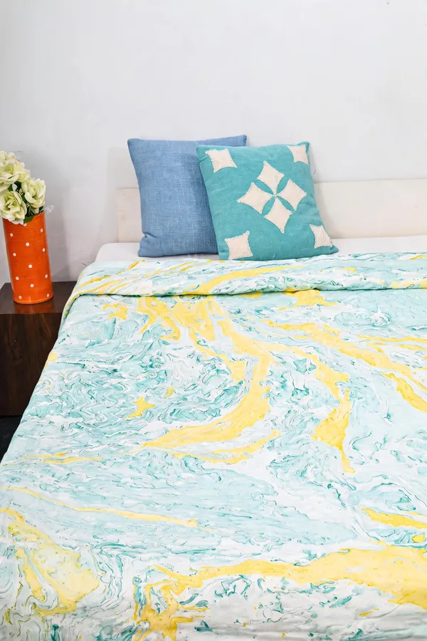 Turquoise_And_Yellow_Cotton_Soft,_Fluffy_And_Super_Comfortable_Double_Bed_Quilt_For_Bedroom__TC_400