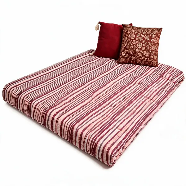Red_And_White_Cotton_Soft,_Fluffy_And_Super_Comfortable_Double_Bed_Quilt_For_Bedroom__TC_400