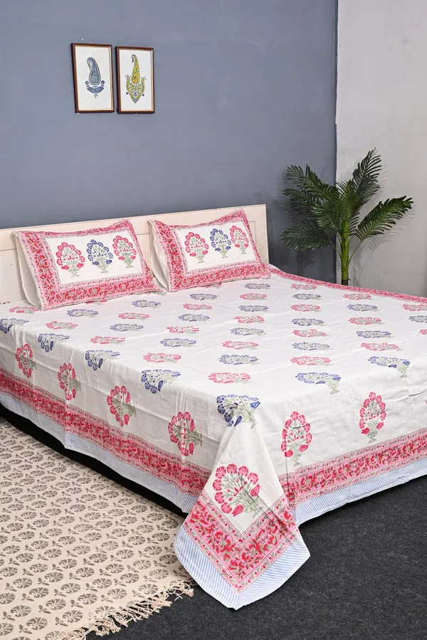 Multicolor_Handloom_Textured_Cotton_Double_Bedsheet_With_Pillow_Covers_For_Bedroom__TC_400