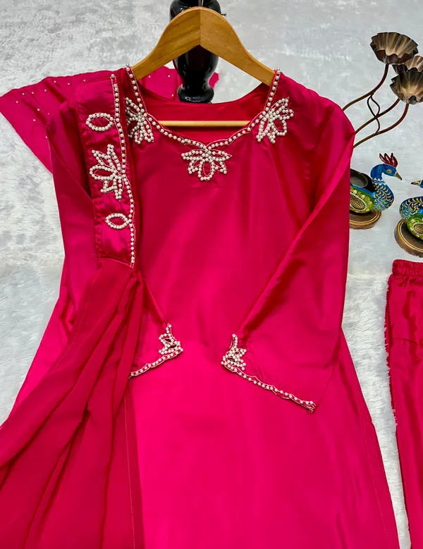 Pink_Embellished_Sleeveless_Ethnic_Dress_For_Girls