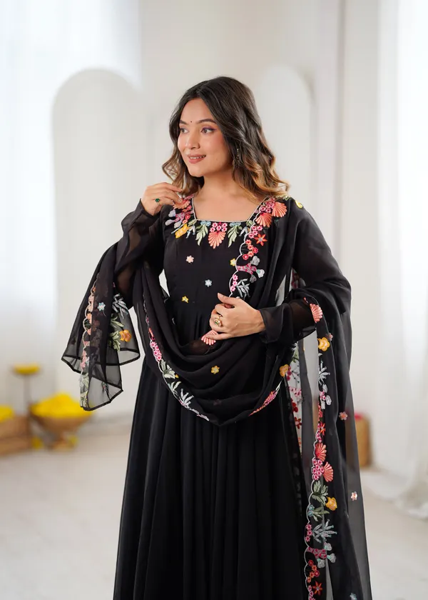 Black_Floral_Embroidered_Anarkali_Suit_with_Dupatta